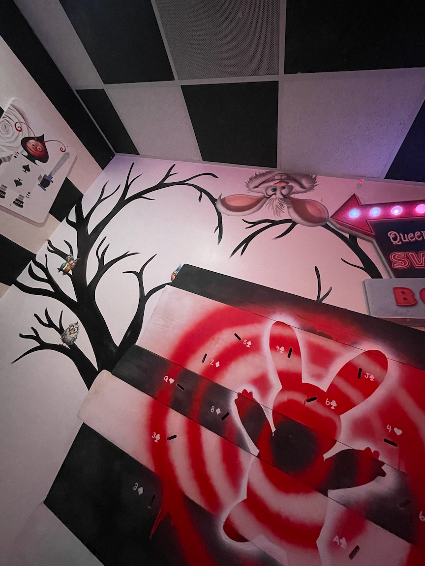 LAGUNA HILLS | THE DOGHOUSE